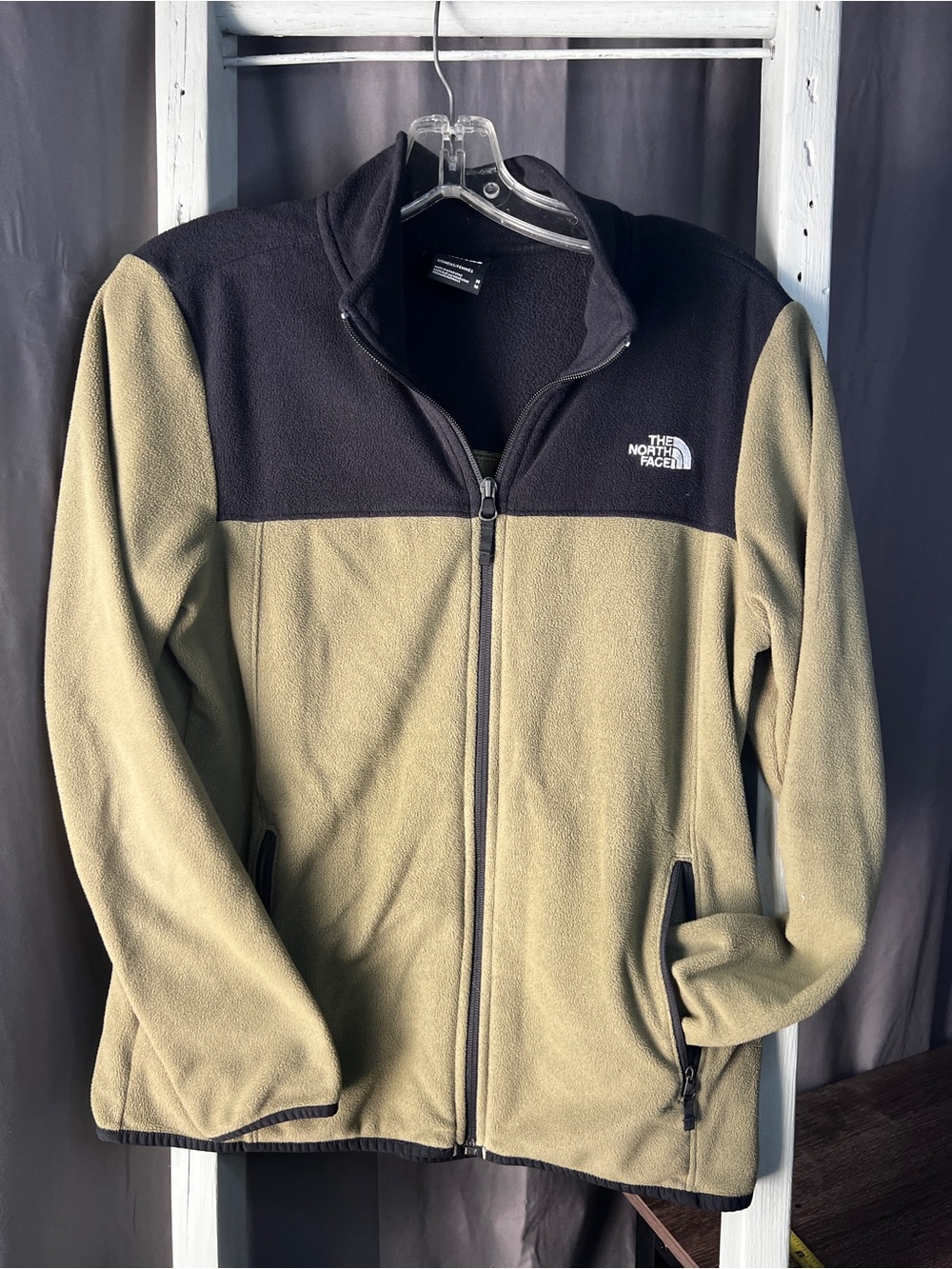 The North Face Women's Black Jacket - Logo Tag Visible